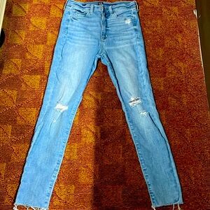 Women’s size 6/28R GAP jeans